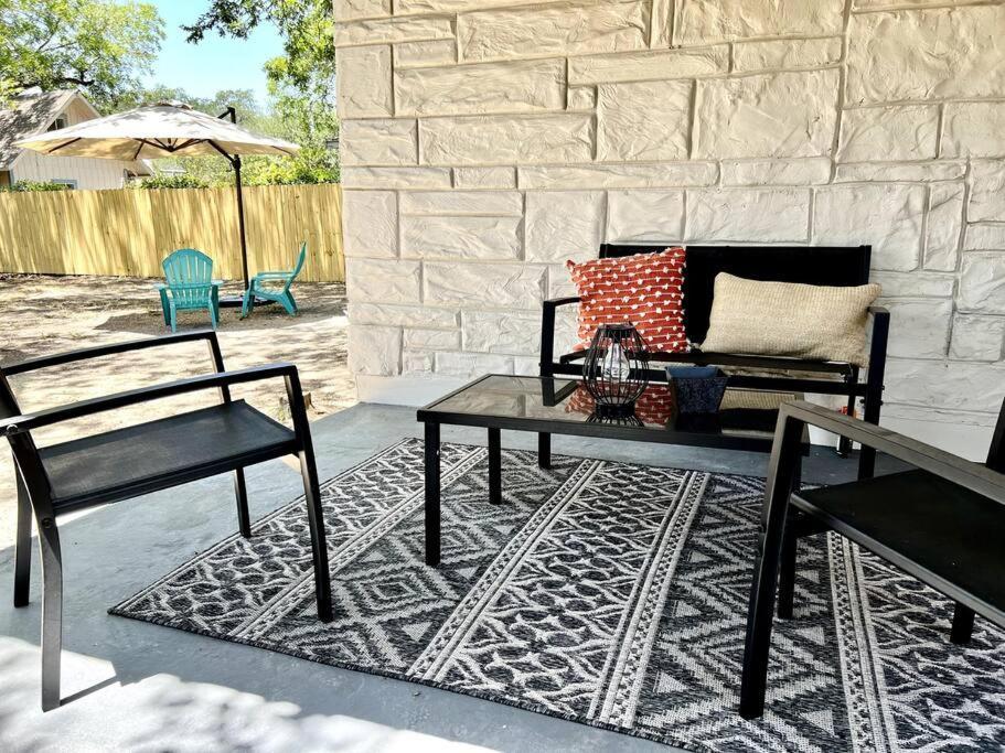 Close To Downtown San Antonio,Tx With Private Backyard And Firepit エクステリア 写真