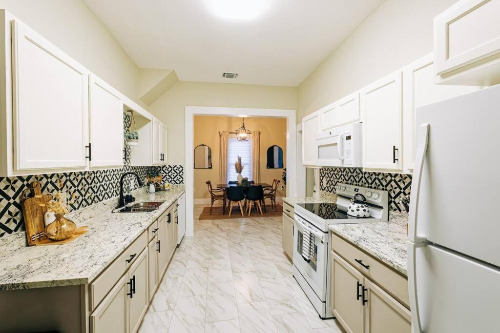 Close To Downtown San Antonio,Tx With Private Backyard And Firepit エクステリア 写真